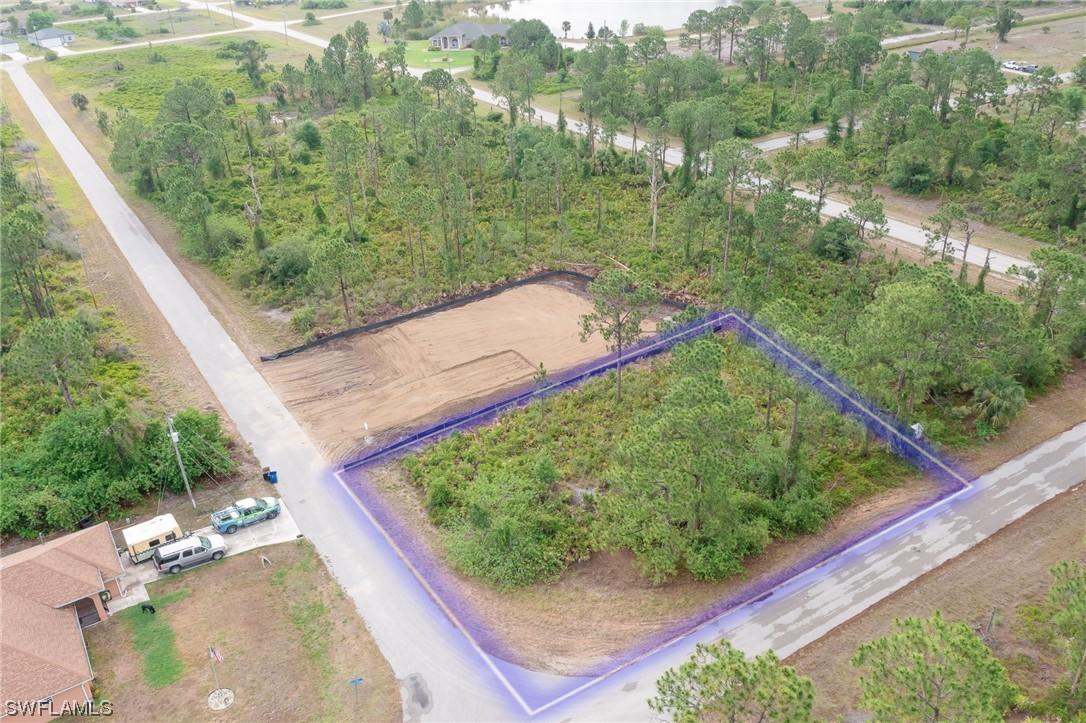 1035 Albion St., Lehigh Acres, FL 33974