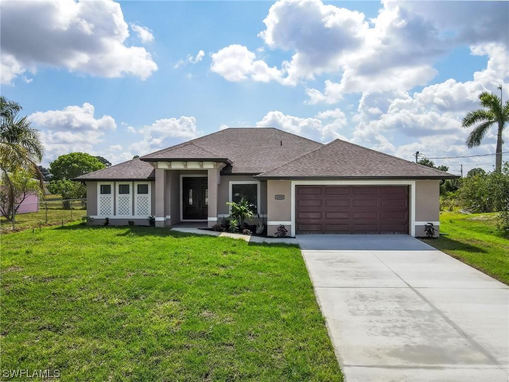 1008 Alaska Ave., Lehigh Acres, FL 33971