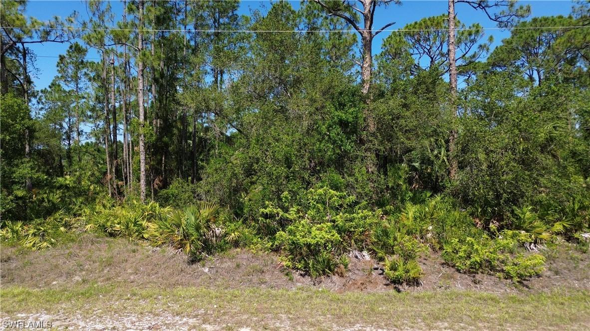 605 Broadway Ave., Lehigh Acres, FL 33972