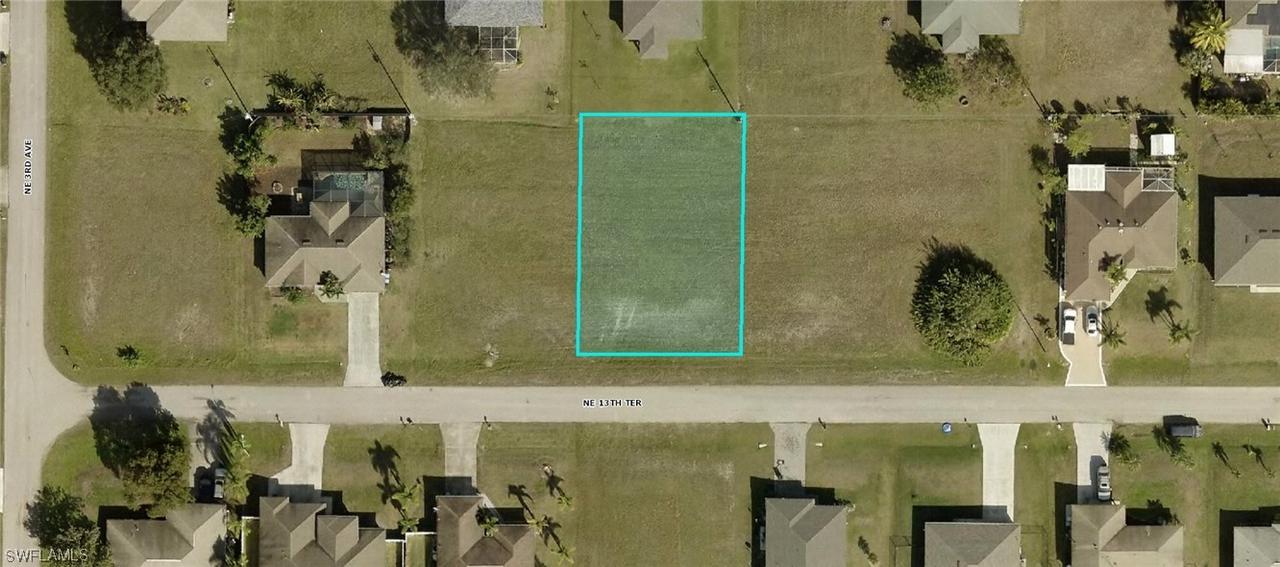 313 NE 13th Ter., Cape Coral, FL 33909