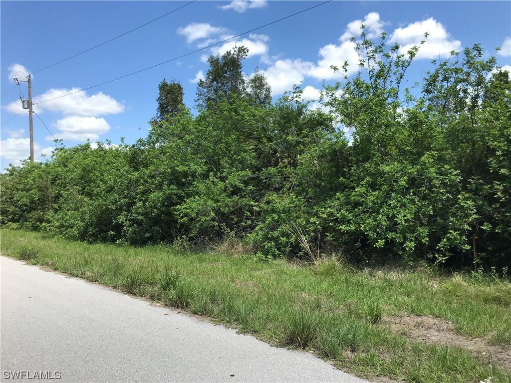 912-914 Ainsworth St., Lehigh Acres, FL 33974