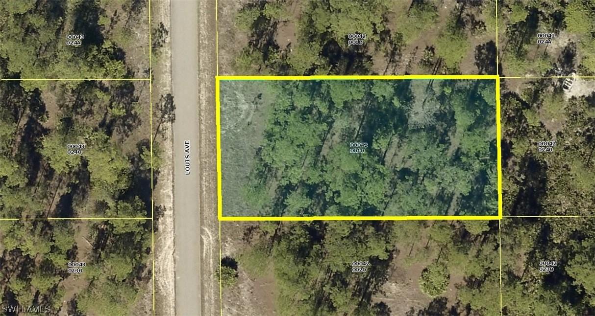 1122 Louis Ave., Lehigh Acres, FL 33972