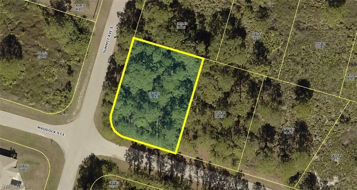 953 Maddock St., Lehigh Acres, FL 33974