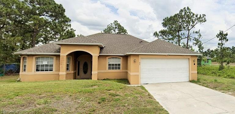 655 Muldoon Ave., Lehigh Acres, FL 33974