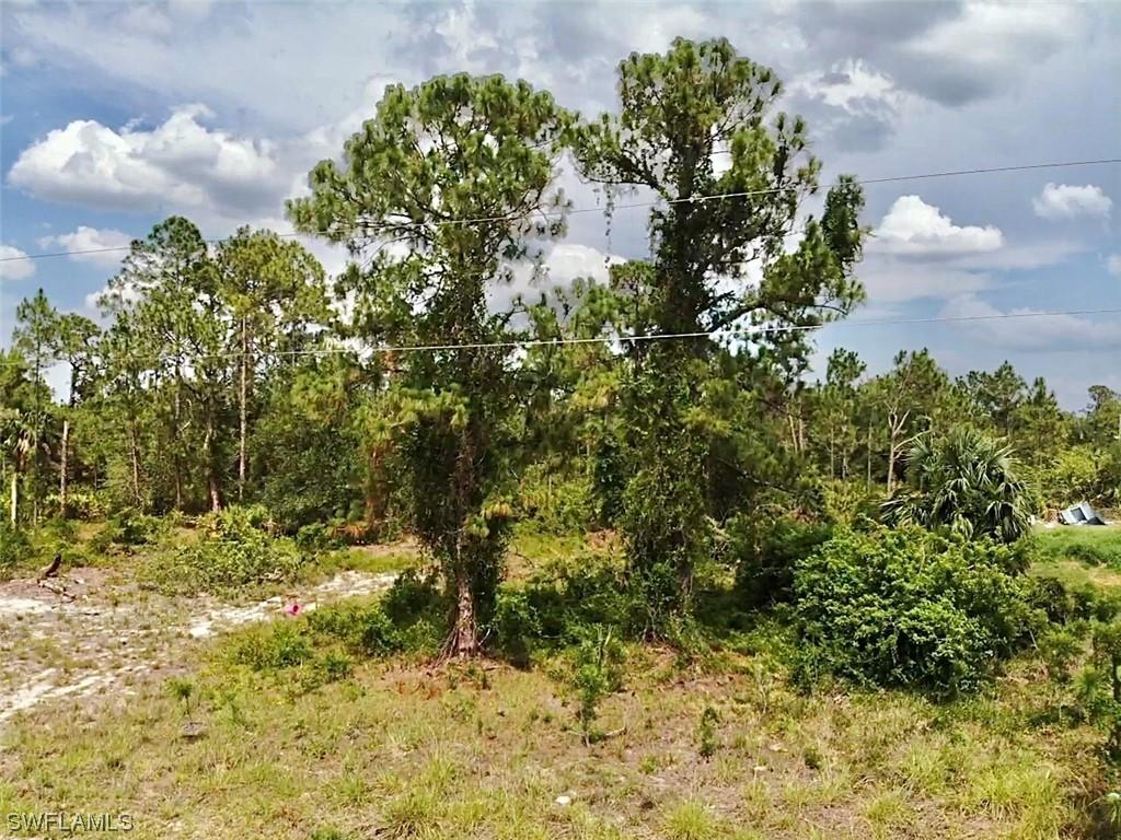 1198 Dixie Ave., Lehigh Acres, FL 33972