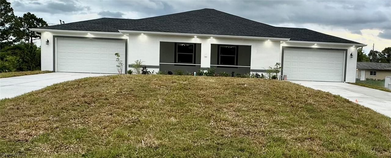 121-123 Gilbert Ave., Lehigh Acres, FL 33973