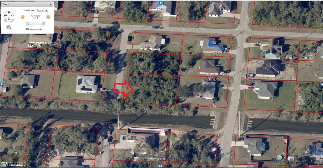 100 Denis Ave., Lehigh Acres, FL 33971