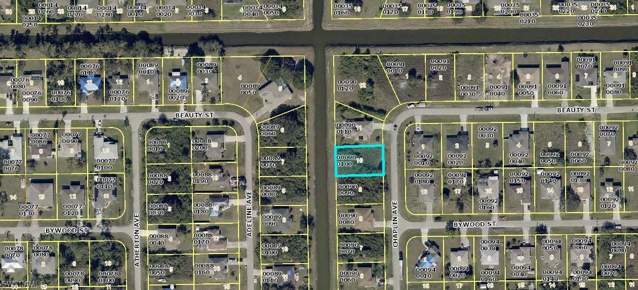 917 Chaplin Ave., Lehigh Acres, FL 33971