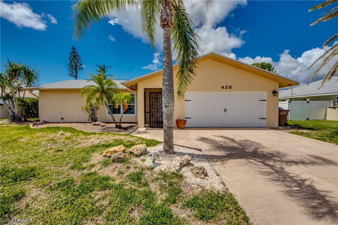 428 SW 33rd Ter., Cape Coral, FL 33914