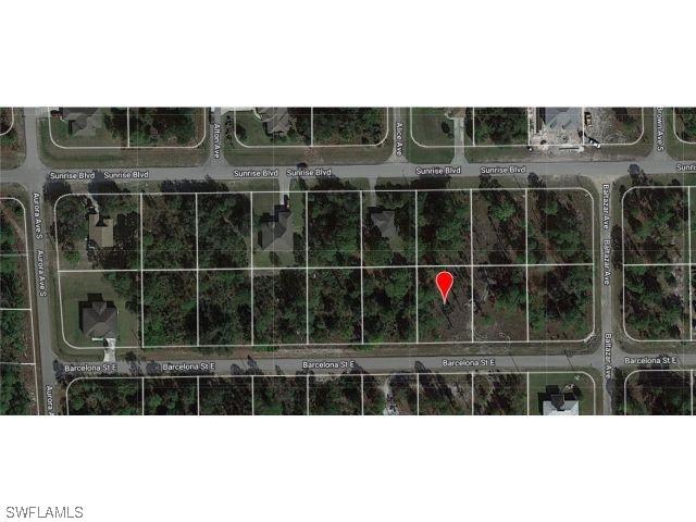 923 Barcelona St., Lehigh Acres, FL 33974