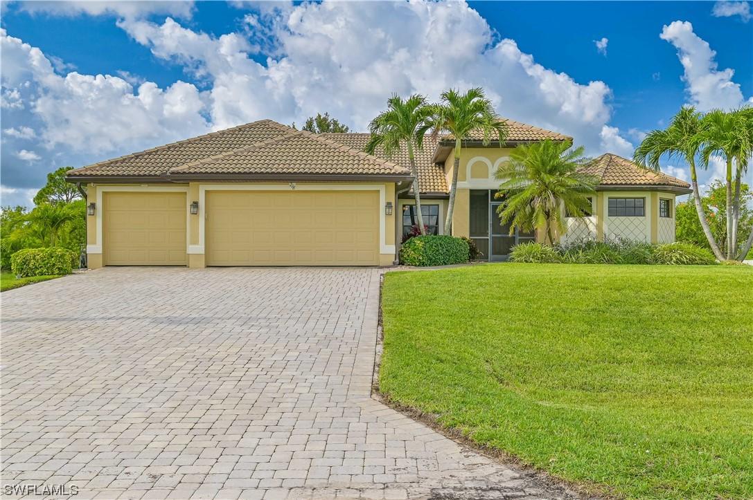 218 NE 15th Ter., Cape Coral, FL 33909