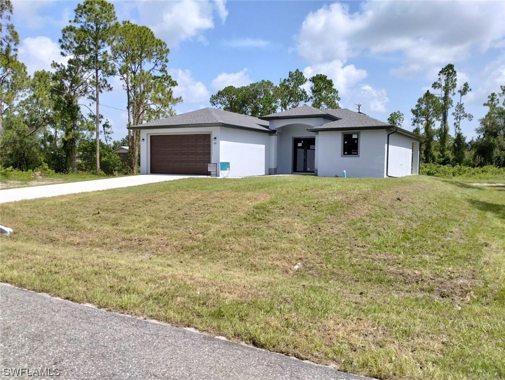 847 Clow St., Lehigh Acres, FL 33974