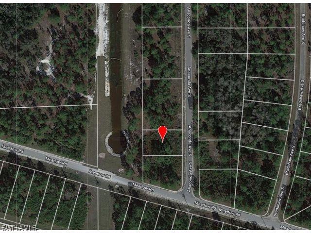1044 Anaconda Ave., Lehigh Acres, FL 33974