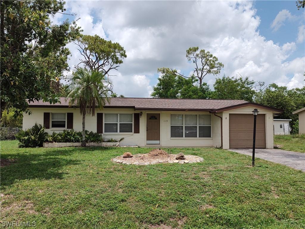 113 Clayton Ave., Lehigh Acres, FL 33936