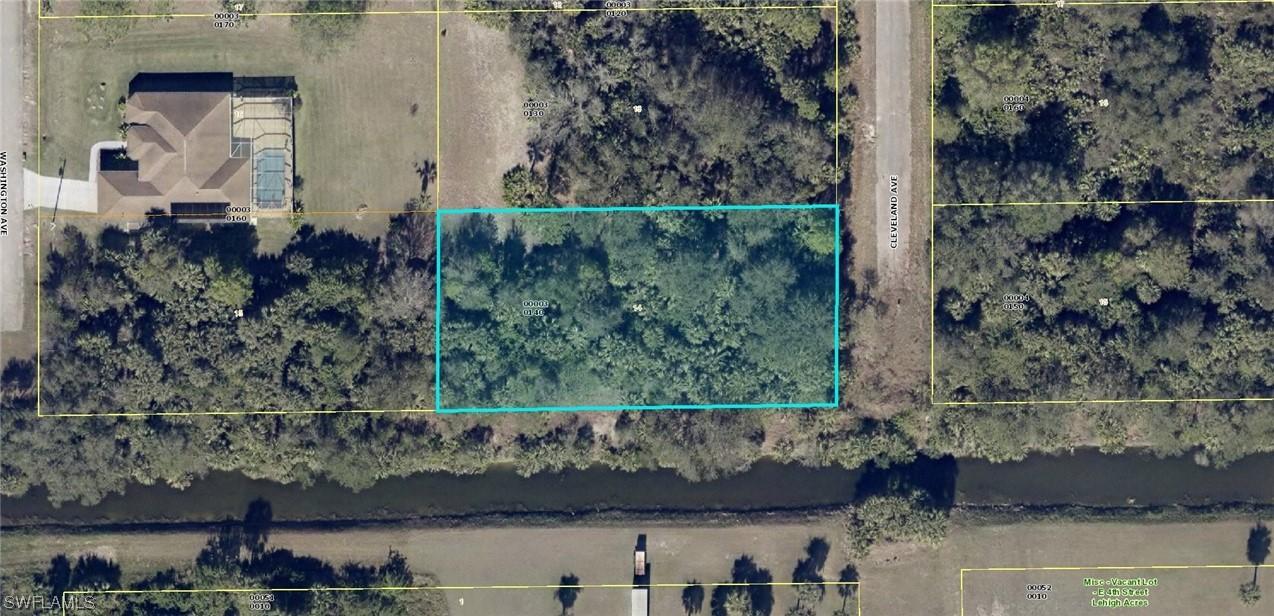 401 E Cleveland Ln., Lehigh Acres, FL 33936