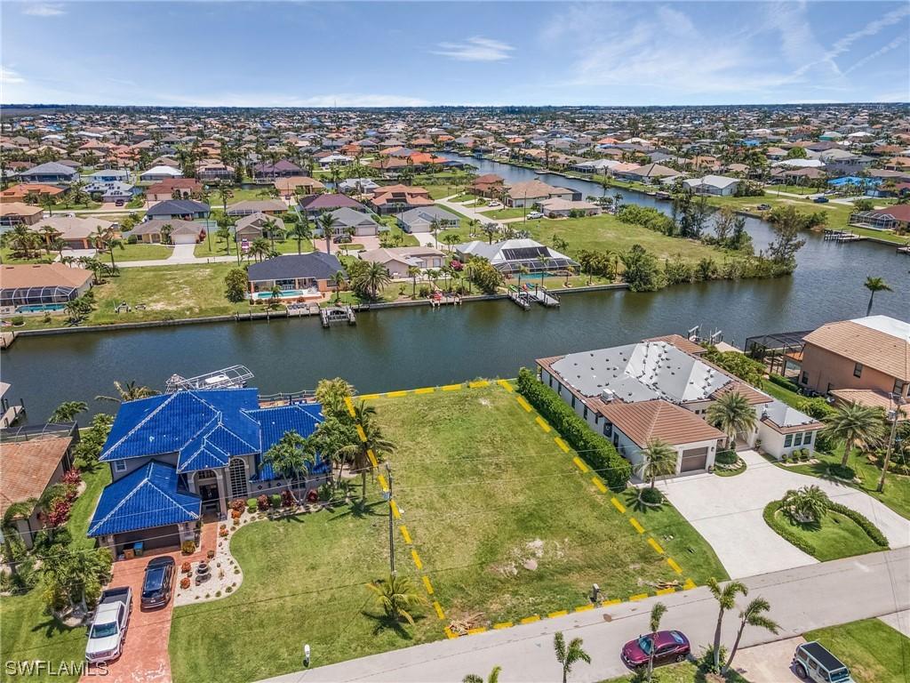 2807 SW 35th Ln., Cape Coral, FL 33914