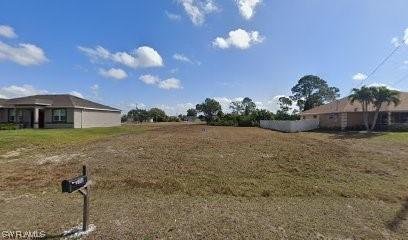 313 NW 18th Ave., Cape Coral, FL 33993