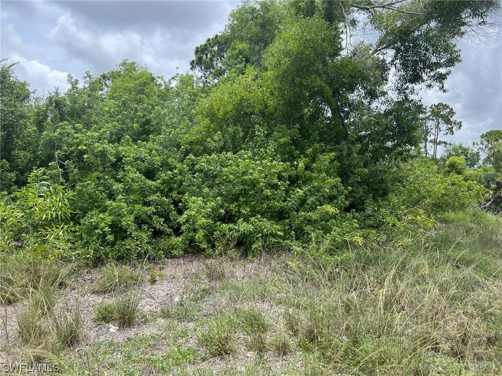 50 Xelda Ave., Lehigh Acres, FL 33976