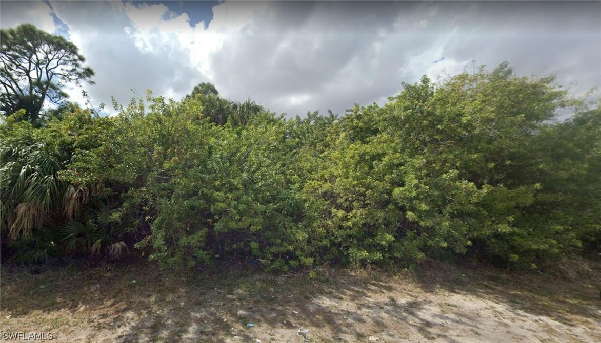 101 Colin Ave., Lehigh Acres, FL 33971