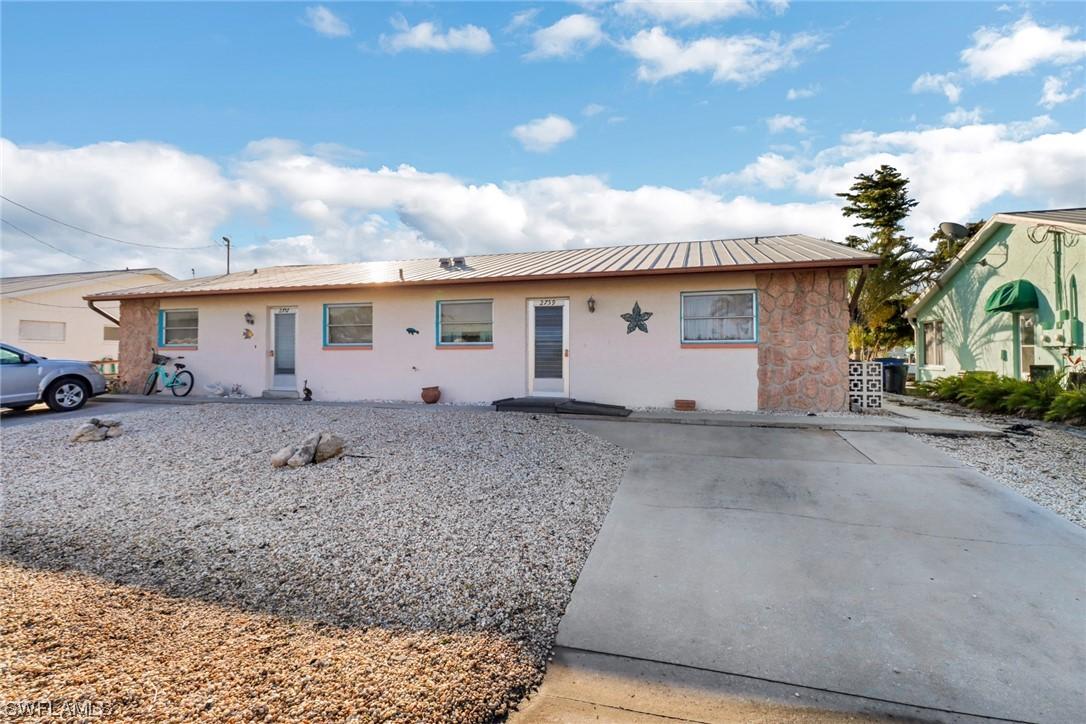 2757-2759 Bruce St., Matlacha, FL 33993