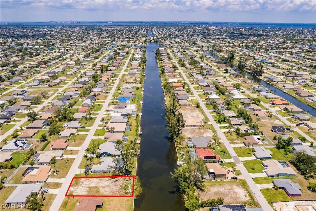 126 SE 20th St., Cape Coral, FL 33990