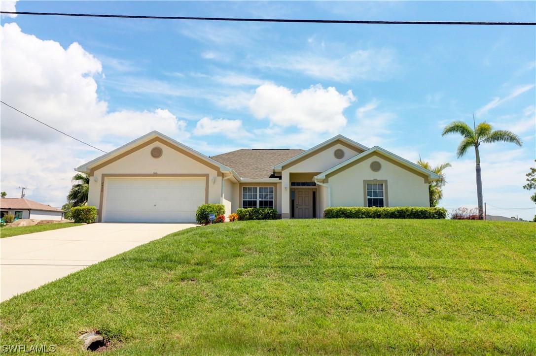 2420 NW 28th Ter., Cape Coral, FL 33993