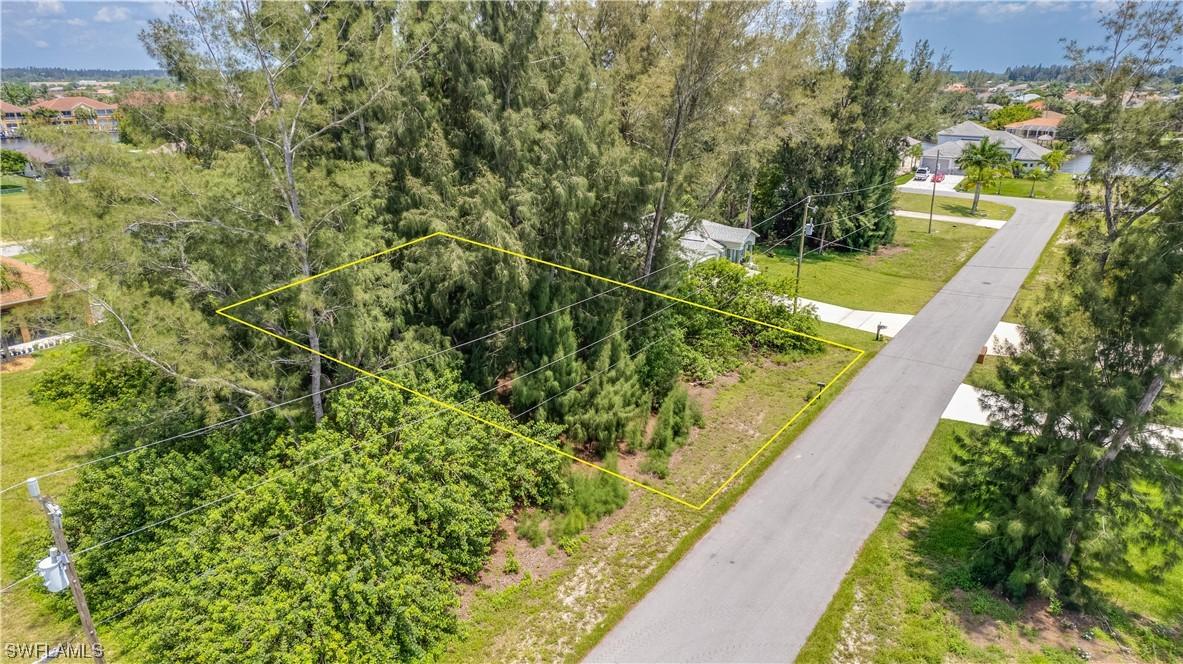 129 SW 34th Ave., Cape Coral, FL 33991