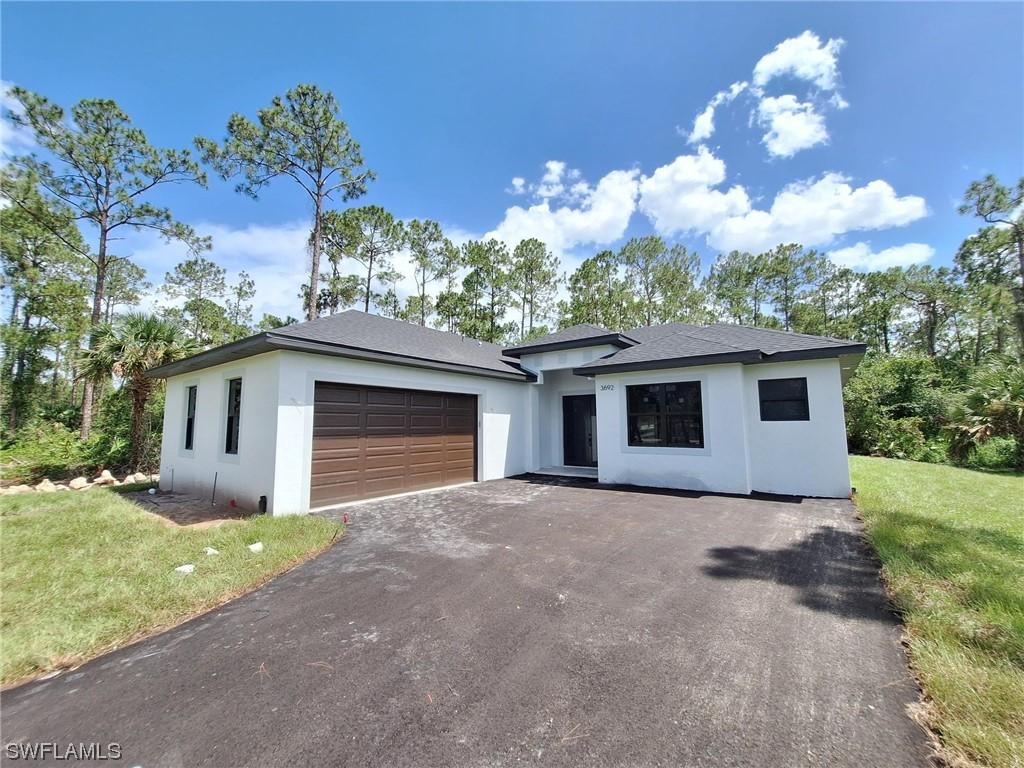 3692 4th Ave., Naples, FL 34117