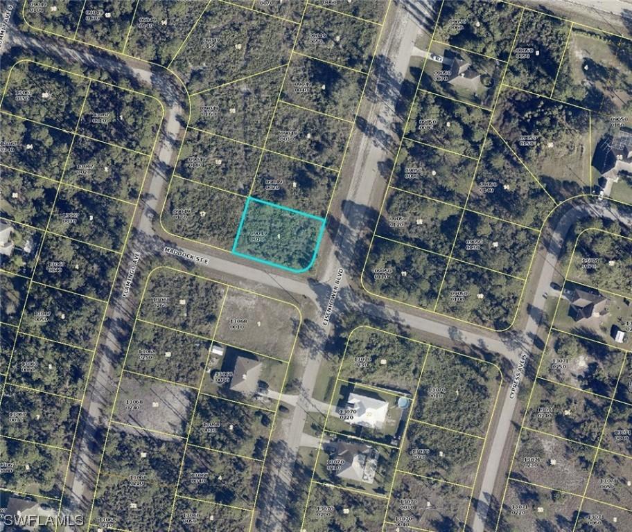 612 Eisenhower Blvd., Lehigh Acres, FL 33974