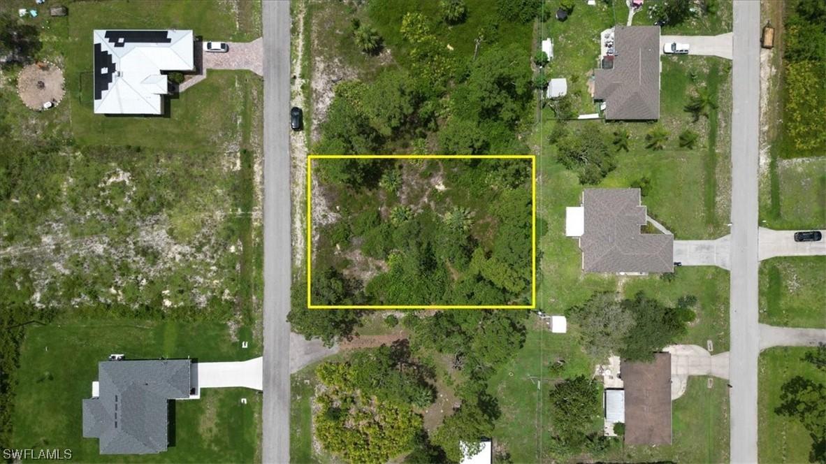 1213 Mckinley Ave., Lehigh Acres, FL 33972