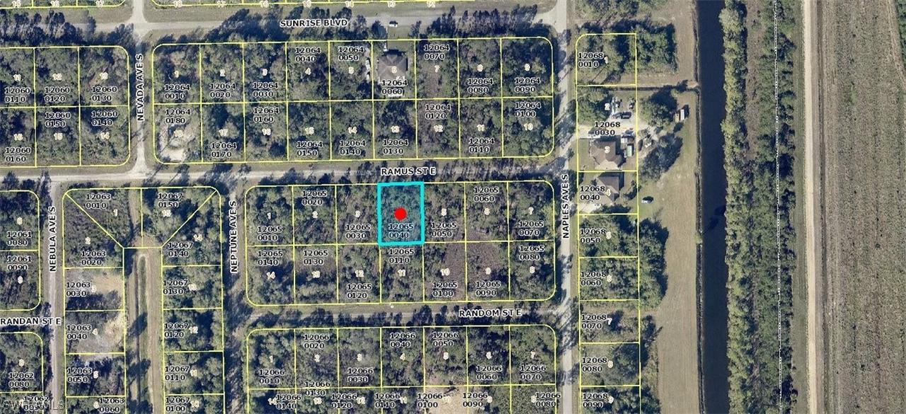 1242 Ramus St., Lehigh Acres, FL 33974