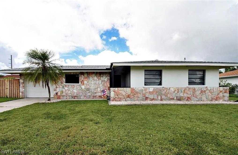 1522 Shelby Pkwy., Cape Coral, FL 33904