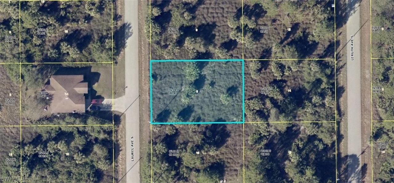 321 Laurel Ave., Lehigh Acres, FL 33974