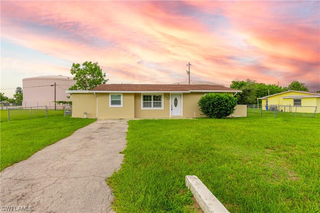303 Coolidge Ave., Lehigh Acres, FL 33936
