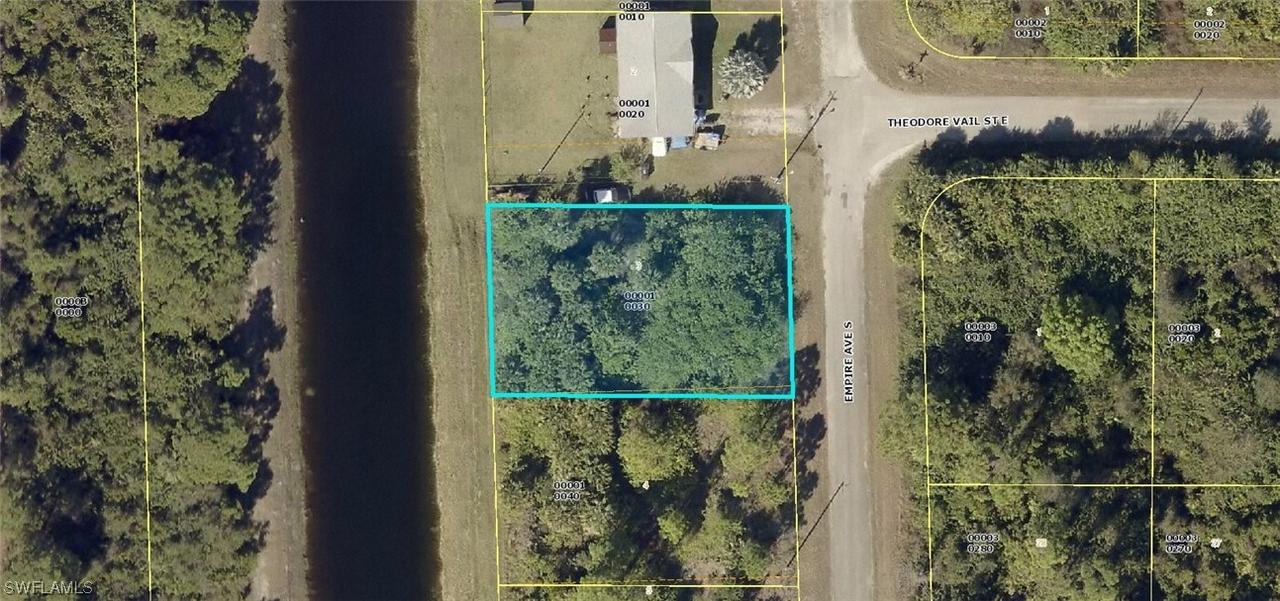 504 Empire Ave., Lehigh Acres, FL 33974