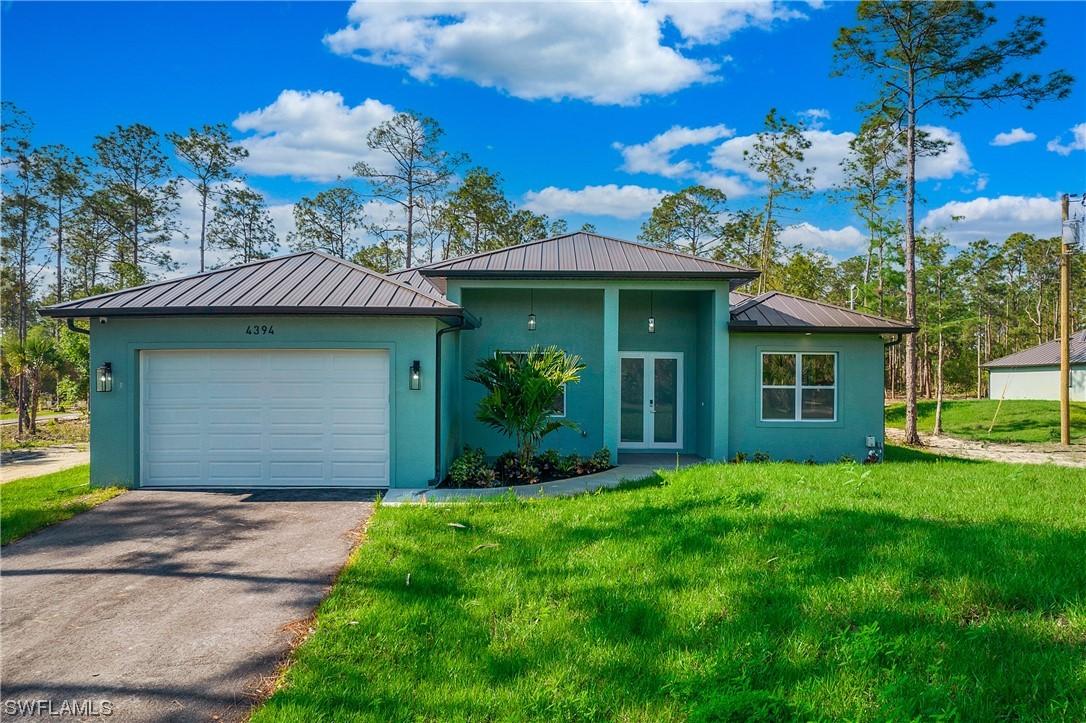 4394 14th Ave., Naples, FL 34117