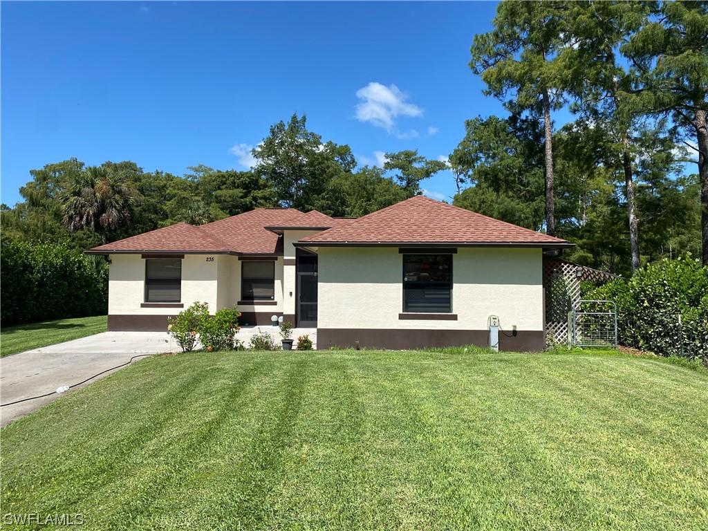 235 8th St., Naples, FL 34117