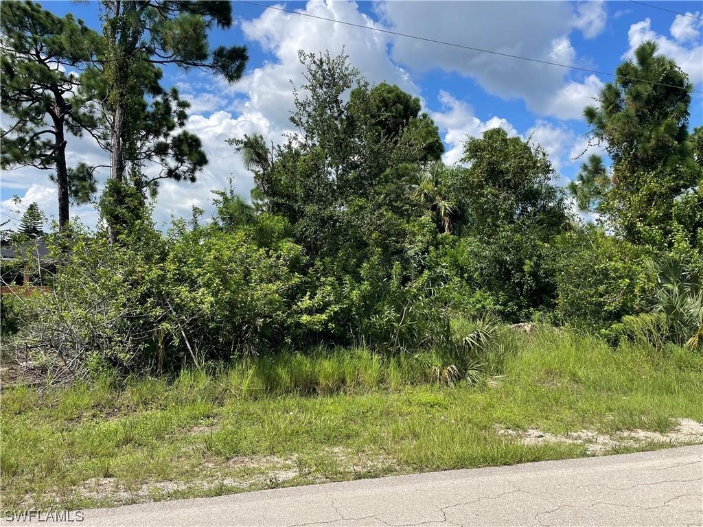 2604 14th St., Lehigh Acres, FL 33976