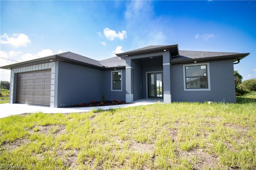 1004 Harwood Ave., Lehigh Acres, FL 33974