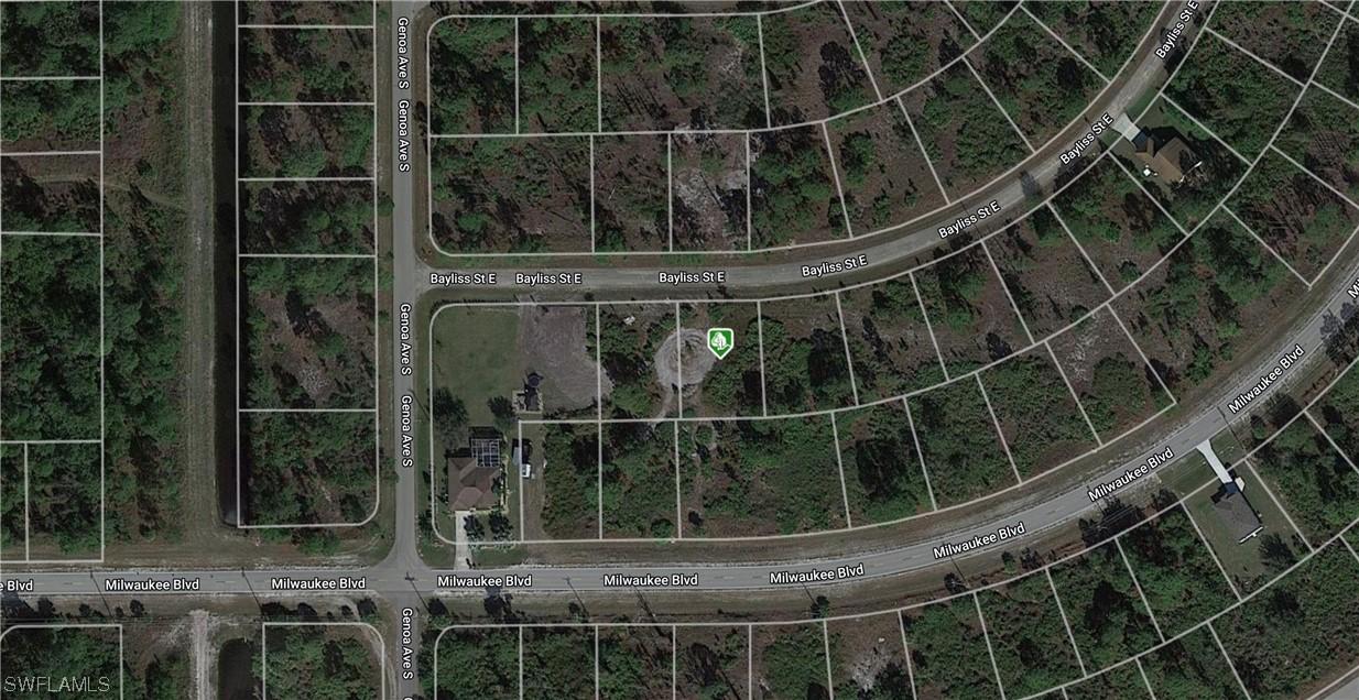 1110 Bayliss St., Lehigh Acres, FL 33974