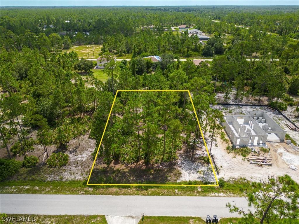 1208 Lake Ave., Lehigh Acres, FL 33972