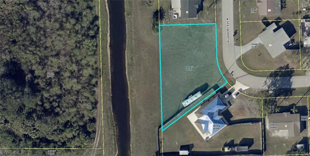323 Rushmore Ave., Lehigh Acres, FL 33936