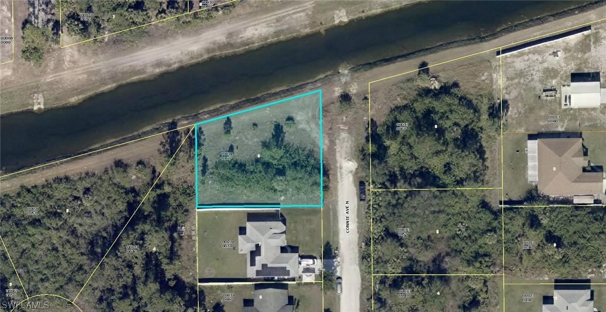 2811 Connie Ave., Lehigh Acres, FL 33971
