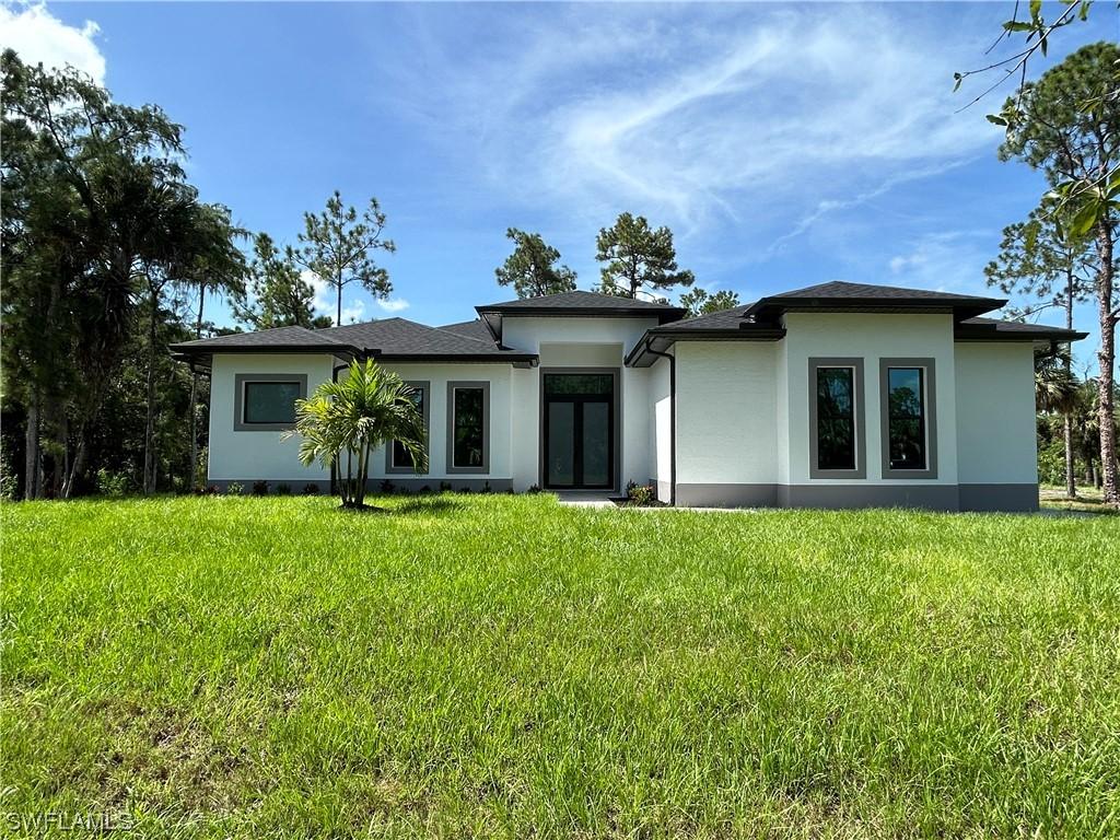 2330 4th Ave., Naples, FL 34117