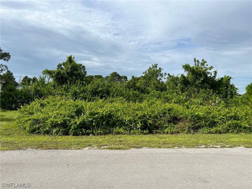 3009 9th St., Lehigh Acres, FL 33971