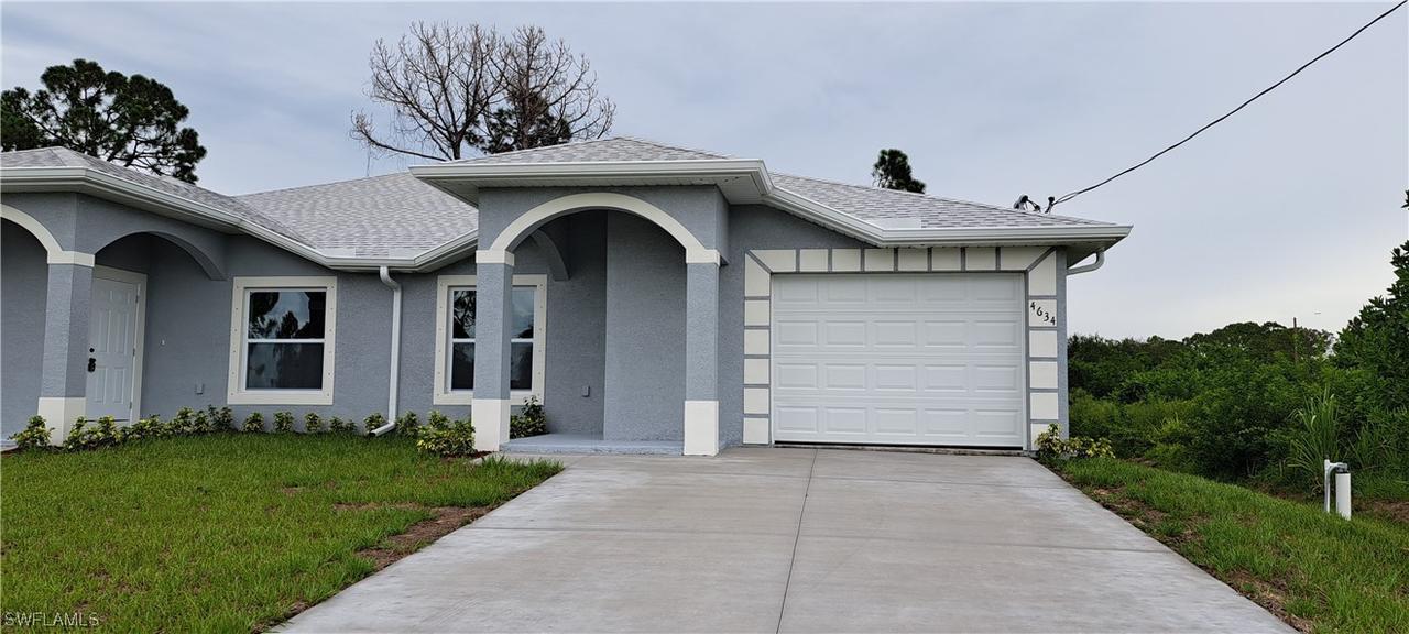 2209-2211 Armour Rd., Lehigh Acres, FL 33973