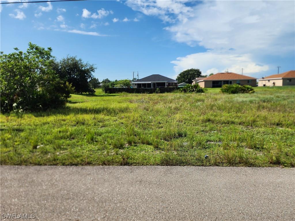 2915 25 St., Lehigh Acres, FL 33976