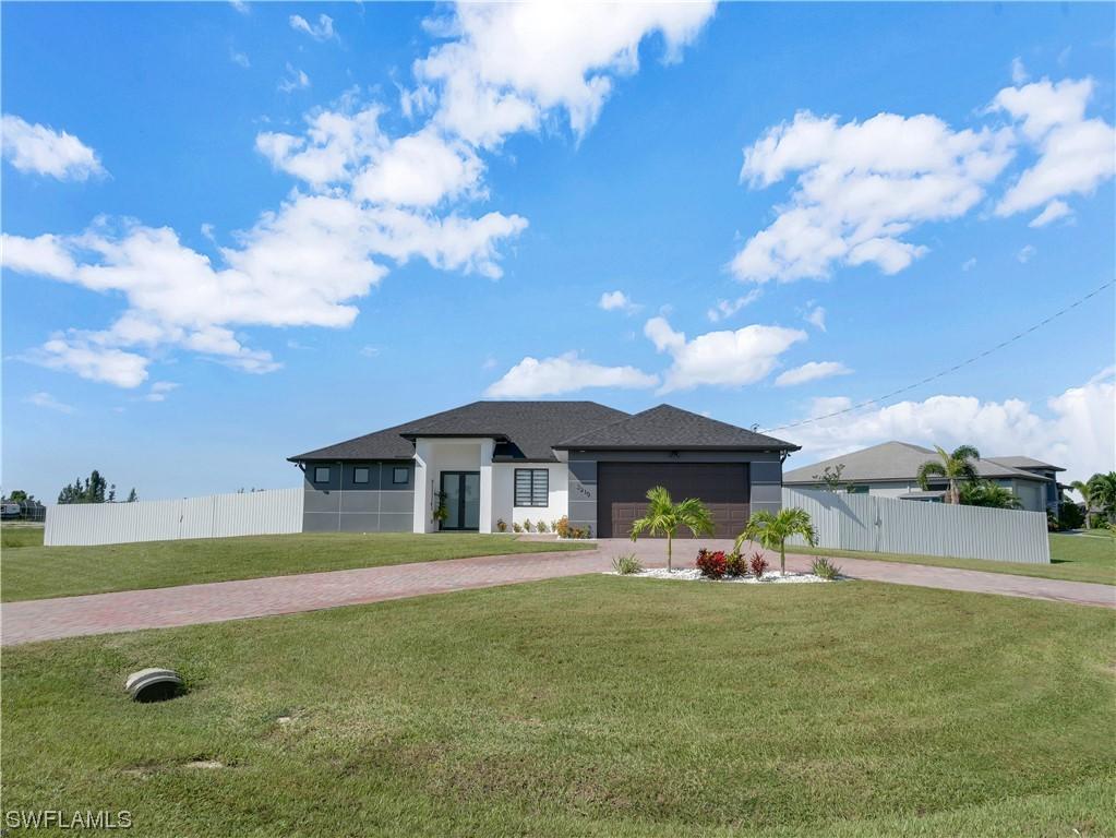 2210 NW 17th Ave., Cape Coral, FL 33993