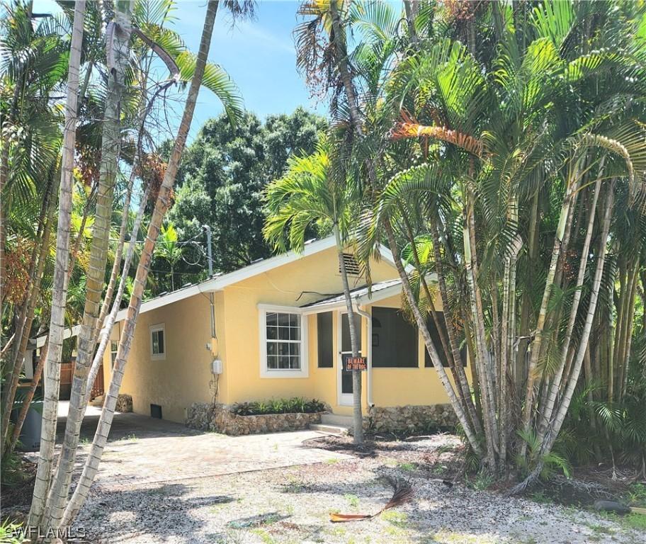 2780 Weeks Ave., Naples, FL 34112