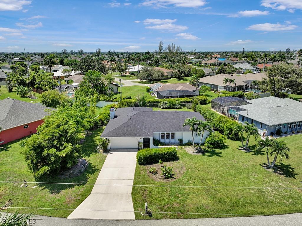 516 SE 28th Ter., Cape Coral, FL 33904